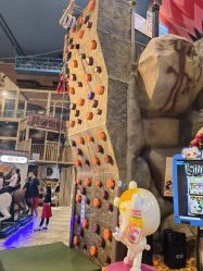 -卡通尼·Safari非洲探索乐园·生日会(金桥国际商业广场店)