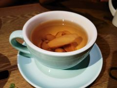 松茸汤-小大董·烤鸭(凤凰汇店)