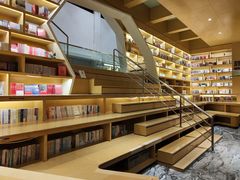 -新华书店(顺峰山公园店)