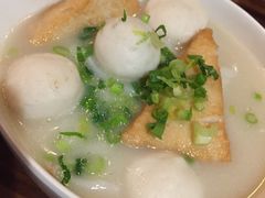 鱼蛋河粉-翠华餐厅