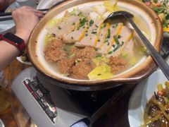 -黄泥岗·地道湖北菜(奥特莱斯店)