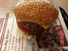 -The Habit Burger Grill 哈比特汉堡(复兴soho店)