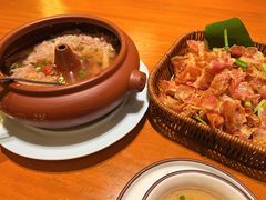 -老滇山寨•云南特色菜•地方菜•民族风情歌舞表演(金碧店)