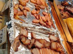 -金滏山烤肉·海鲜·火锅自助餐厅(襄阳万达店)