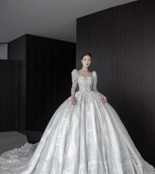 -艾米丽婚纱礼服