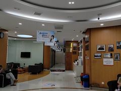 -雅悦齿科(顾村公园店)