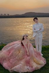 -梵汐婚纱摄影(东方之门店)