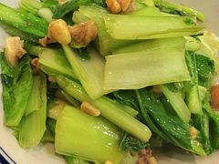 油渣炒小白菜-新新湘菜馆(新中街二条店)