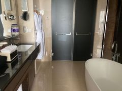 -广州天河希尔顿酒店