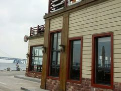 -LENBACH兰巴赫西餐啤酒坊(大连星海广场店)