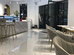 -Fridi Patisserie Cafe