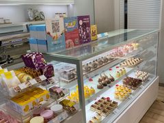 面包甜点陈列柜-好利来(西罗园店)