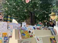 -钟书阁(松江泰晤士小镇店)