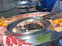 -哈哈碳都·牛肋条无限自助烤肉(宝龙店)