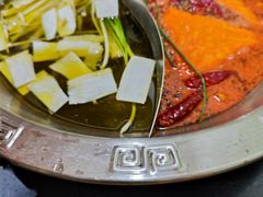 -重庆故事姊妹老火锅(财经学院店)