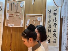 -海底捞火锅鲜切牛肉主题店(长寿路店)