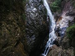-南昆山川龙瀑布
