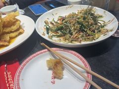 -李记饺子·熏酱东北菜(欢乐谷店)