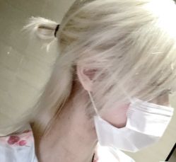 -AYO SALON