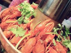 -沪小二炭火蛙锅(淮海中路美食不夜城店)