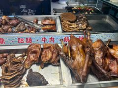 -老鼎万春卤菜(五代传承创始老店)