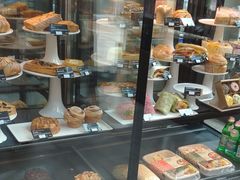 面包甜点陈列柜-星巴克(贵阳花果园1店)