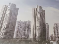 -上海外滩老码头亚朵酒店