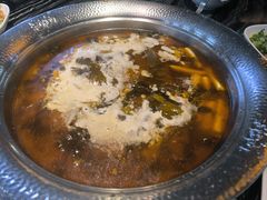 -老船舫·现做活鲜鱼馆(东郊记忆店)