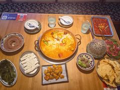 -洱火云南酸菜牛肉火锅(石景山当代商城店)