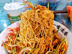 -牛一嘴·兰州牛肉面·大盘鸡(财富中心店)