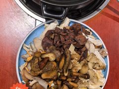 -菌之家·专业纯野生菌火锅·特色炒菌