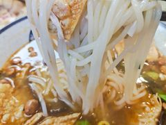 -螺阿牛柳州螺蛳粉·特色煲仔饭