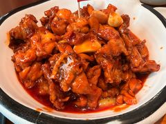 辣得跳-莲餐厅·湖北菜·潜江小龙虾店(愚园路店)
