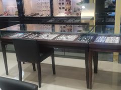 -博士眼镜(沙井京基百纳广场店)