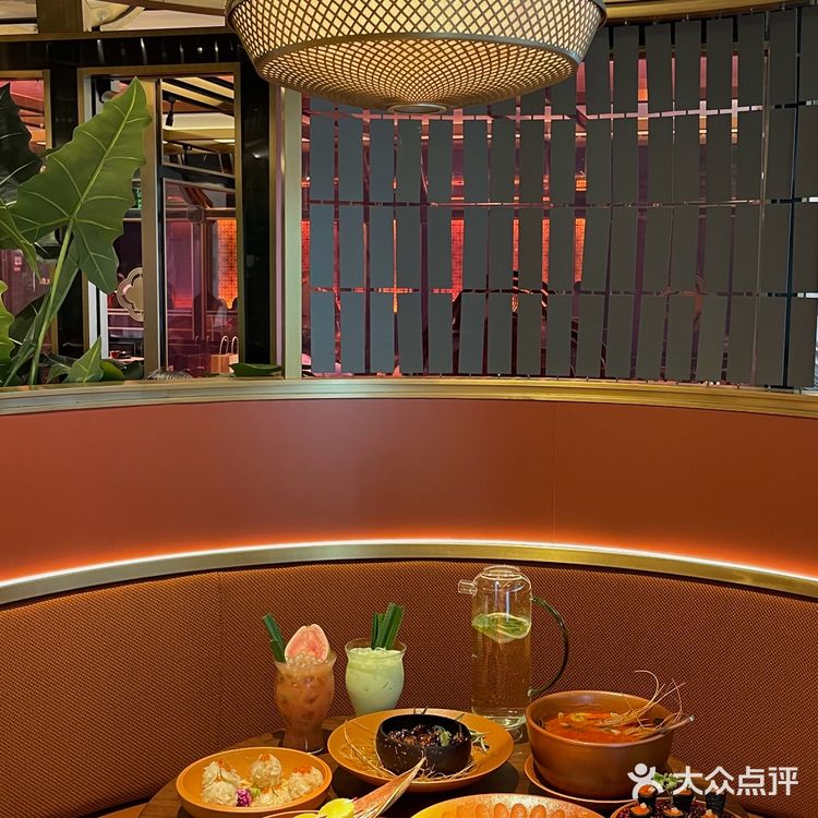 杭州新开的!!泰里泰气的一餐!!!