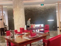 -粤尚腾香居中餐厅(首都机场希尔顿店)