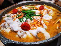 -山城外·非遗酸菜鱼(蜀都万达店)