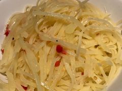 酸辣土豆丝-老湖南民间菜·牛肉十八炒(花都店)