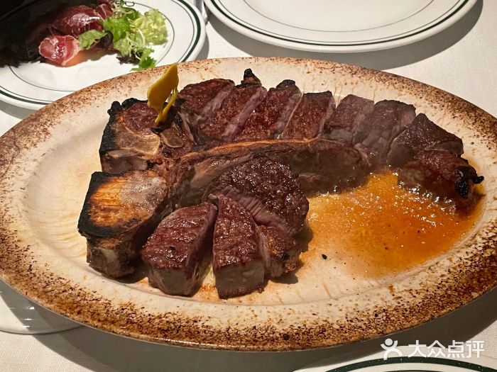 Wolfgang’s Steakhouse 沃夫冈牛排馆(上海白玉兰广场店)招牌大里脊牛排图片