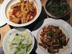 -费大厨辣椒炒肉(万家丽一店)