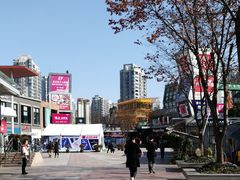 -证大大拇指广场(芳甸路店)