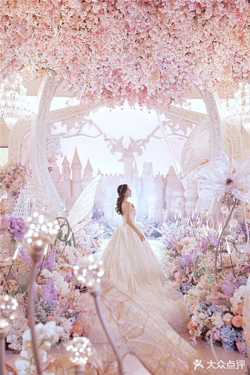 精致法式风格婚礼花嫁丽舍