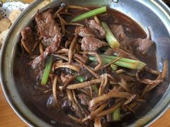 茶树菇牛肉-乌镇那一年小院主题餐厅(甘泉西路店)