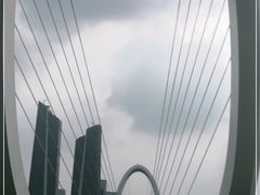 -南京眼步行桥
