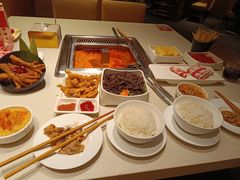 -海底捞火锅鲜切牛肉主题店(长寿路店)