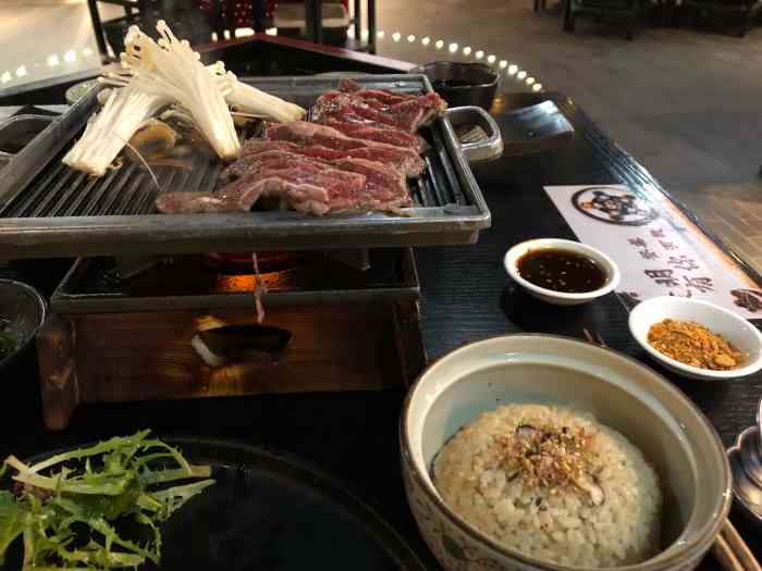 雕爷牛腩(君太百货店)-"和朋友一起 本来想找个下午茶 想起她家的.