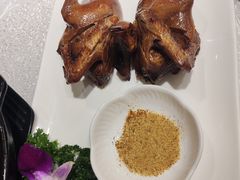 生乳鸽-粤秀小厨·广式早茶(辽宁路店)