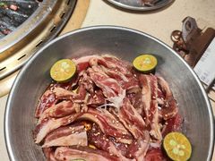 -蚂蚁洞·烤肉大营地(上海静安大悦城店)
