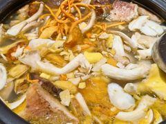 -菌之家·专业纯野生菌火锅·特色炒菌