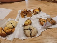 -嘉华鲜花饼(四方街旗舰店)